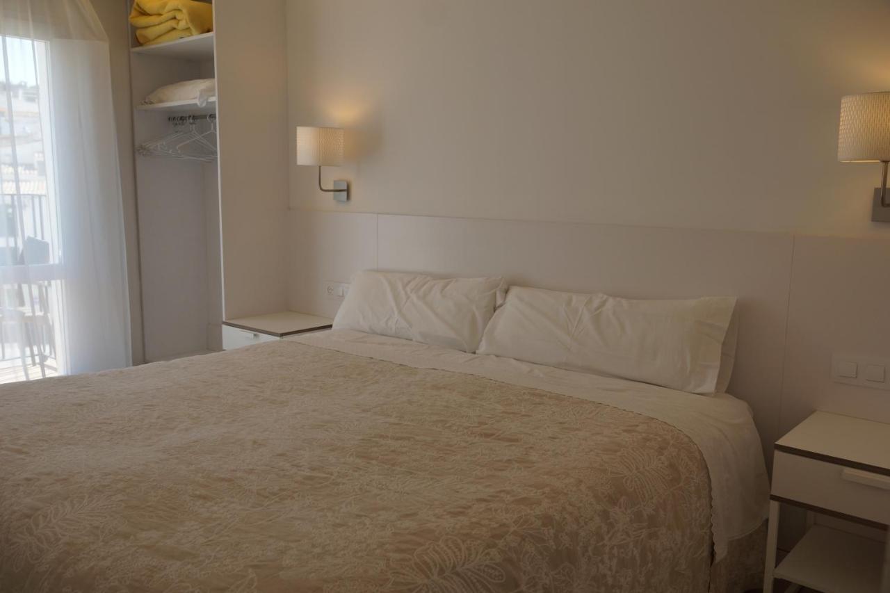 Hostal Marina קדאקז מראה חיצוני תמונה