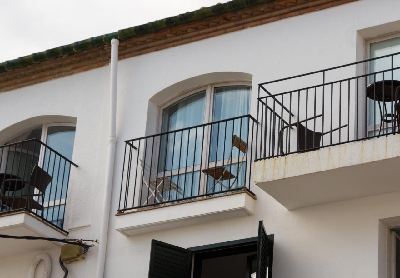 Hostal Marina קדאקז מראה חיצוני תמונה
