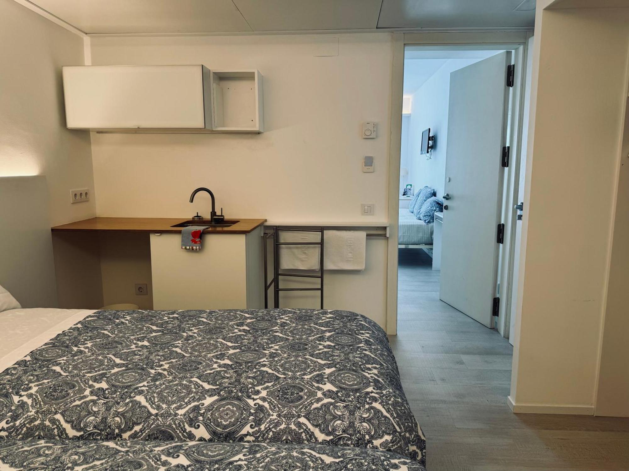 Hostal Marina קדאקז מראה חיצוני תמונה