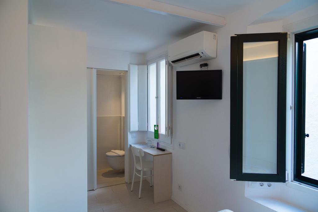 Hostal Marina קדאקז מראה חיצוני תמונה