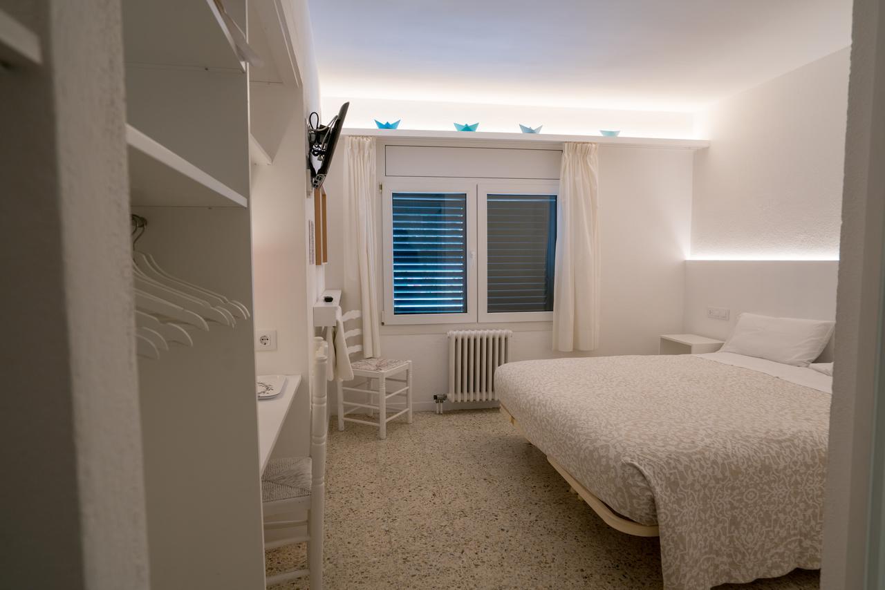 Hostal Marina קדאקז מראה חיצוני תמונה